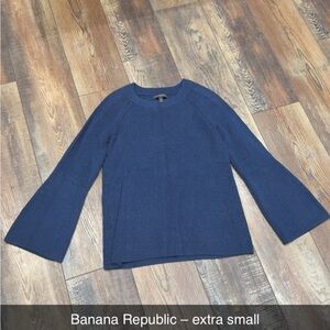 Banana Republic Navy Knit Top - Extra Small